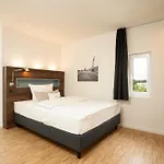ホテル Alte Werft 4*