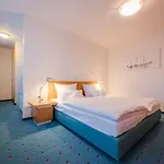 ホテル Alte Werft 4*