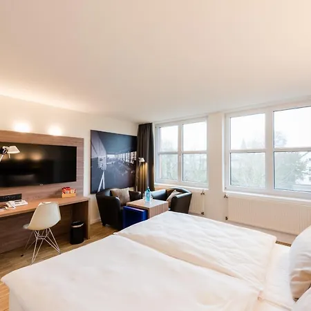 Hotel Alte Werft 4*