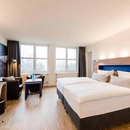 Hotel Alte Werft 4*
