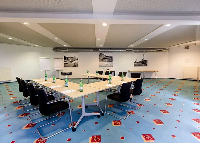 ホテル Alte Werft 4*